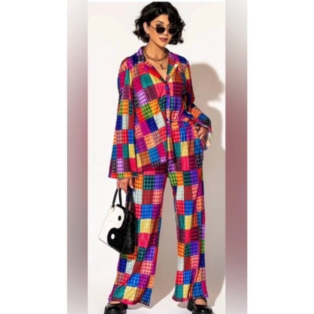 Dressed in Lala Set Medium Plisse in Fun House Patchwork Muli Fun Retro Flowy